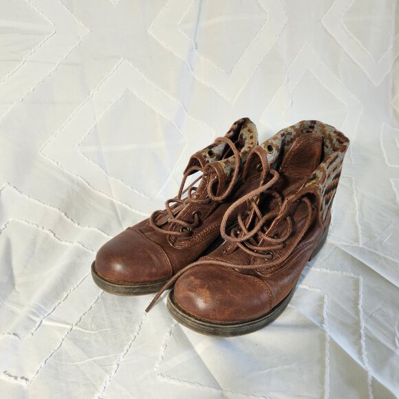 Natural Reflections Brown Fold Top Ankle Boots 6M - Picture 2 of 7